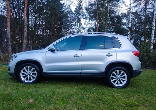 Volkswagen Tiguan cena 42900 przebieg: 283000, rok produkcji 2012 z Warszawa małe 137